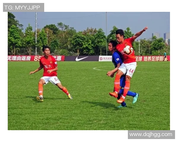 赛后分析：上海足球队与重庆足球队心理素质的较量与启示