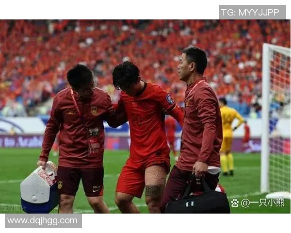 赛后分析：广州足球队与重庆足球队的战术配合与表现评估