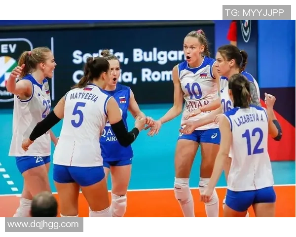 重庆排球队在欧锦赛积分榜上以77分稳居第一名展现强劲实力