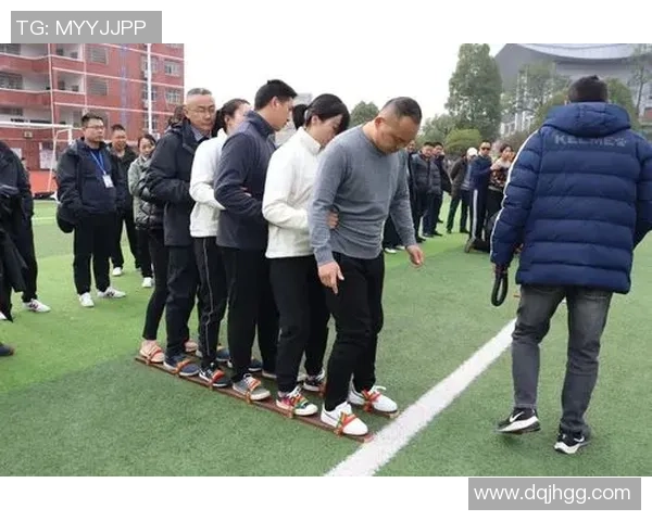 重庆篮球队在钻石联赛中的拼搏历程与荣耀时刻回顾