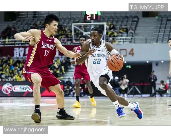 重庆篮球队强势领跑总决赛积分榜以72分稳居第一位