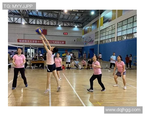 重庆排球队在全国排球耐力排行榜中荣获第九名的佳绩引发关注 重庆排球队在全国排球耐力排行榜中荣获第九名的佳绩引发关注