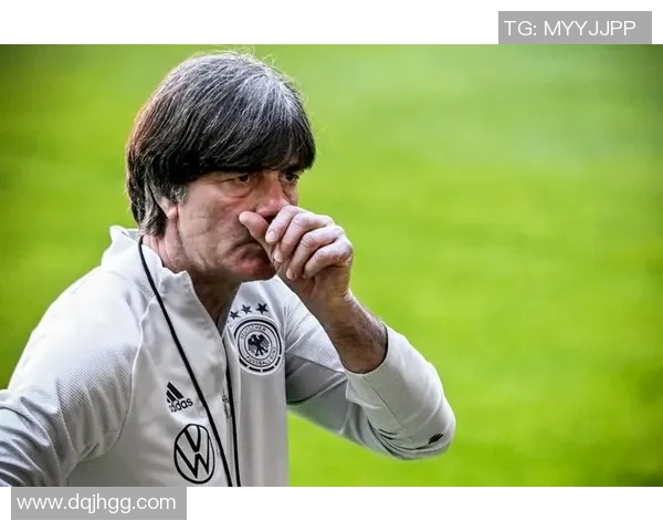 重庆足球队逆袭欧锦赛的传奇之路与背后故事揭秘