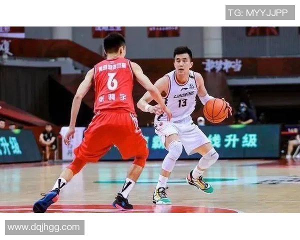 南京篮球队与深圳篮球队赛后复盘分析球员个人能力的对比与启示