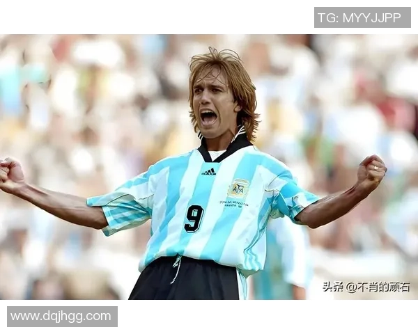 探索那些我们熟知的足球明星背后的故事与成就